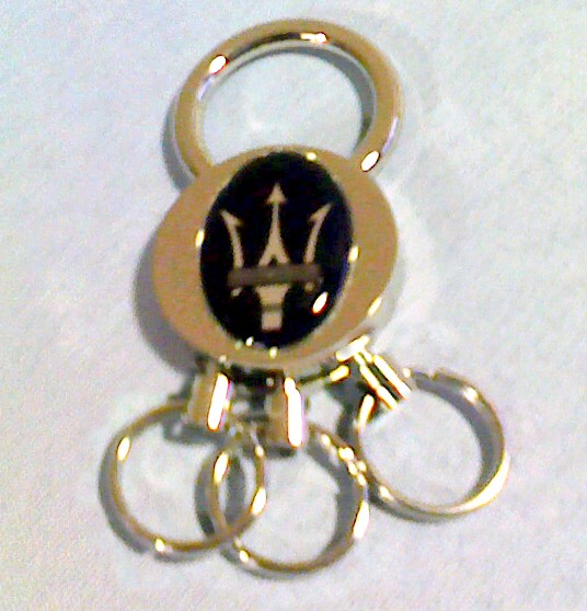 �}�Z���e�BMASERATI�u���b�N�@3�A�L�[�����O