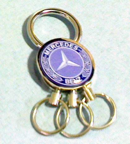 �����Z�f�X�x���cMercedes-Benz�u���[�@3�A�L�[�����O