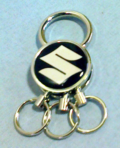 �X�Y�LSUZUKI�@�u���b�N�@3�A�L�[�z���_�[