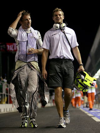 �n�C�p�[�N�[���@�N�[���x�X�g�@�N�[���X�[�c�uHyperKewl�v